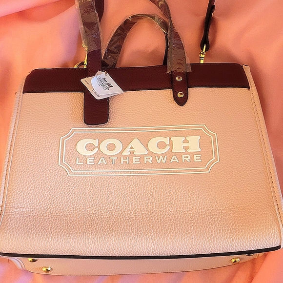 Handbags - Coach Bag